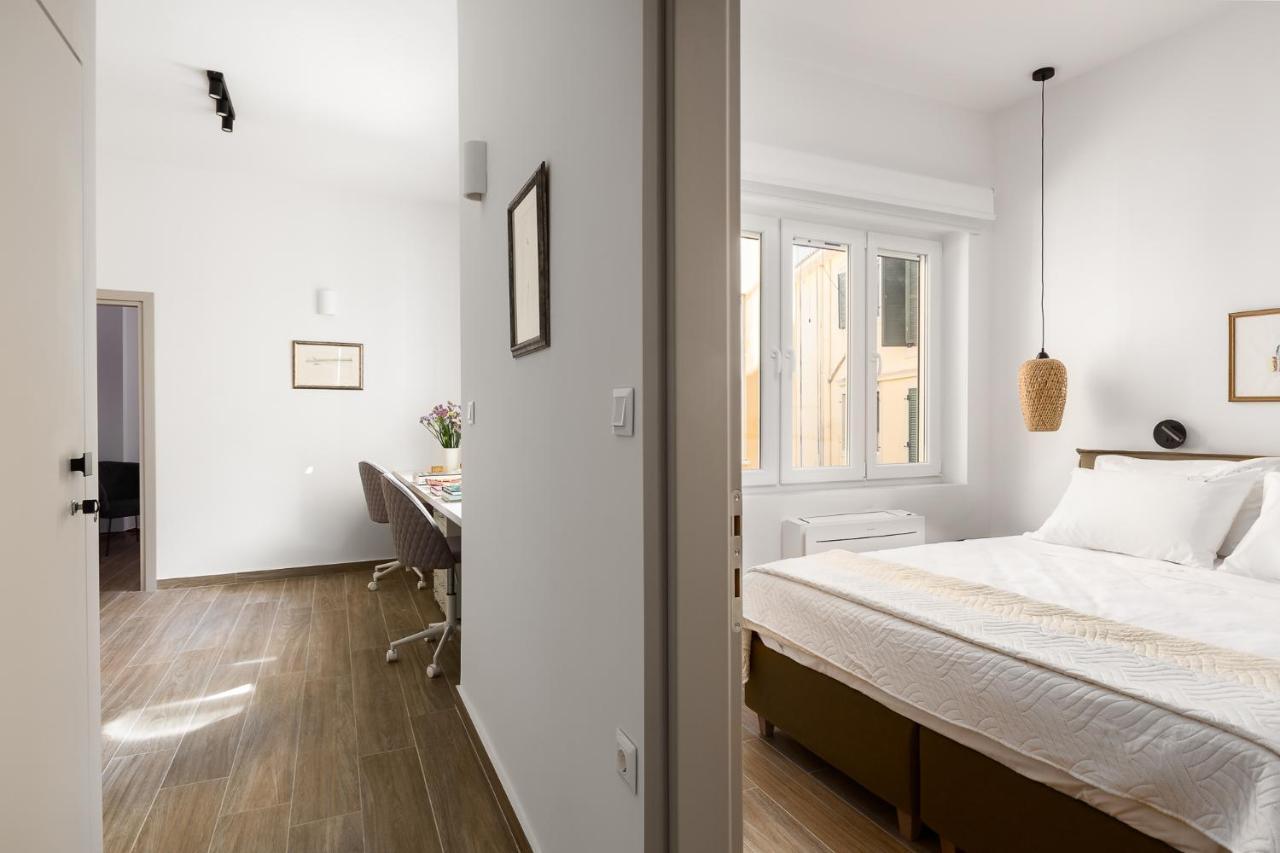 Leonidas - Annunziata Luxury Penthouse Corfu  Extérieur photo